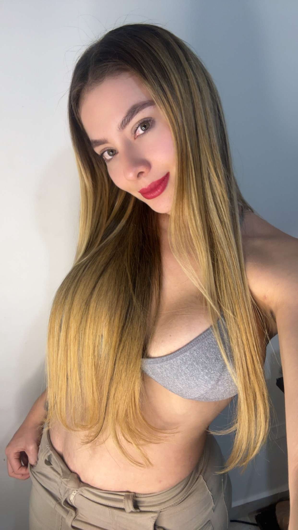 TESSA TAYLOR